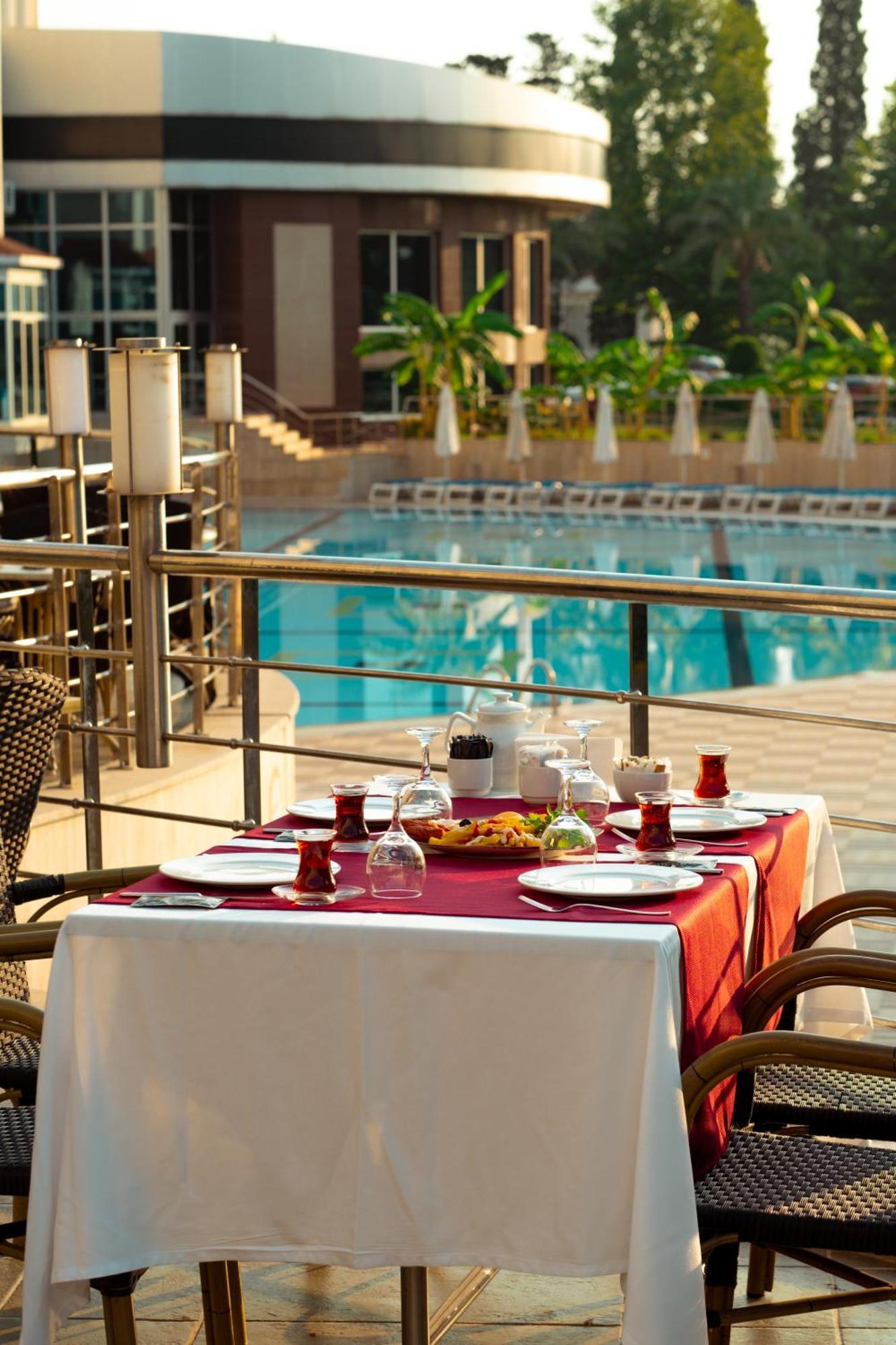Rox Resort Hotel Kemer Exterior photo