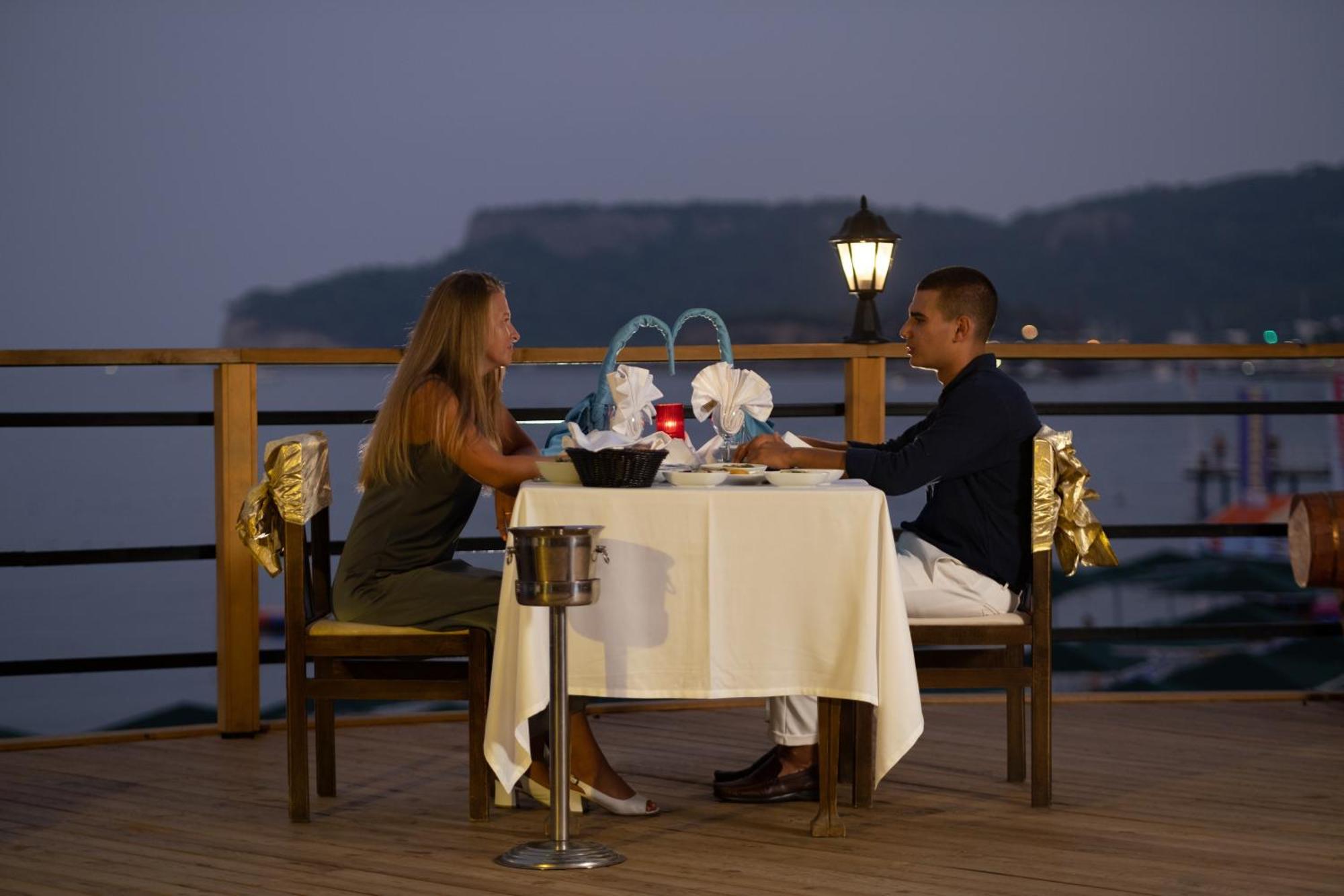 Rox Resort Hotel Kemer Exterior photo